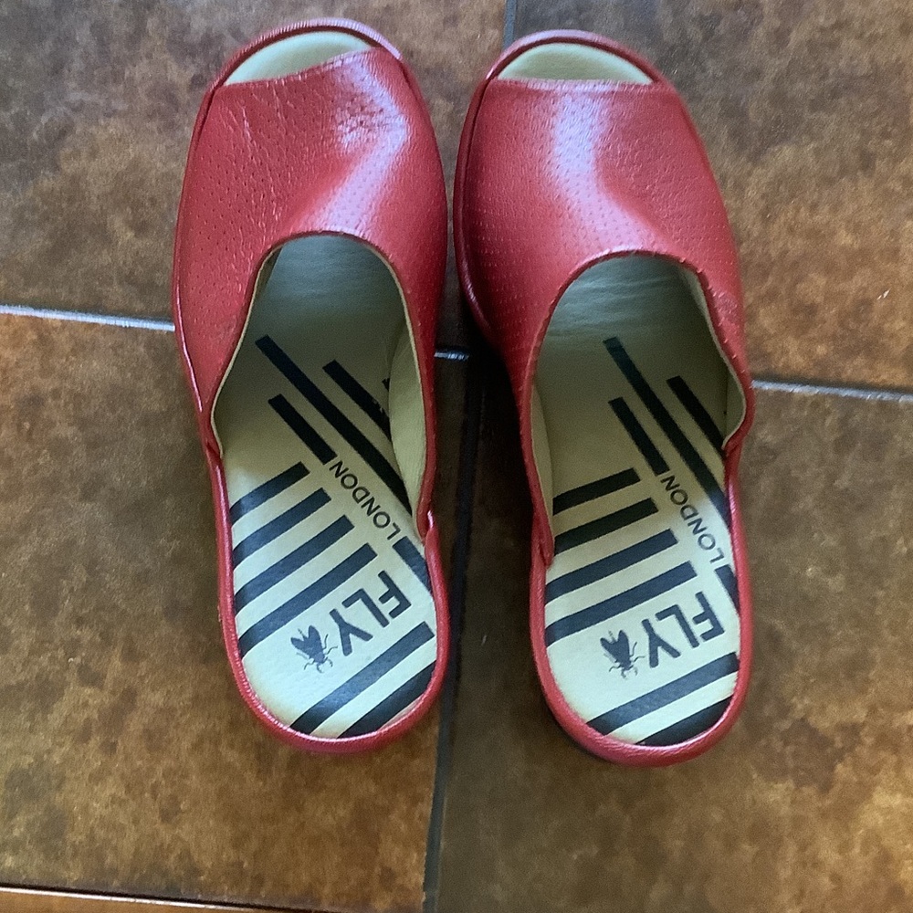 Fly London Red Open-Toe Leather Slip-On Clogsfly london red open toe leather sli
